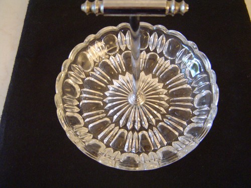 Art deco clear cut glass - art,
