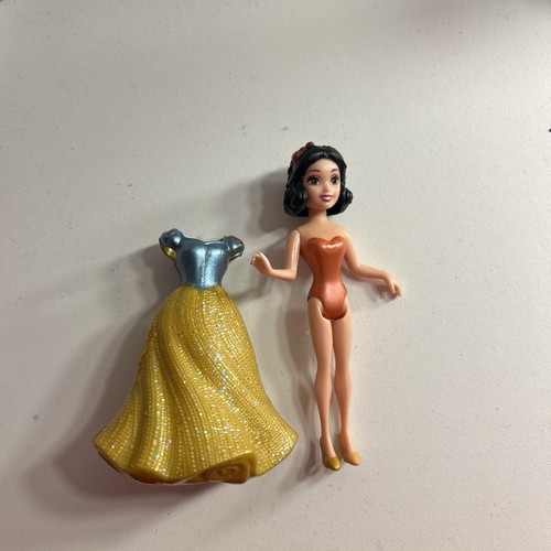Snow white disney princess - white,