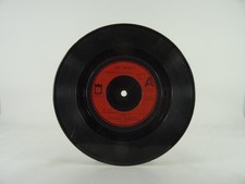 JOHN TRAVOLTA SANDY 70/2 (70)