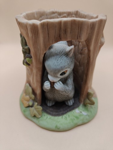 Woodland surprises - woodland,