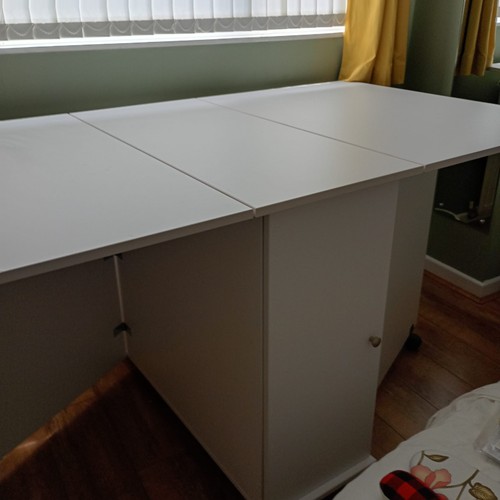 Horn cuttiing table - cuttiing,