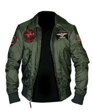 Tom cruise top - gun, maverick