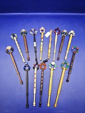 15 wooden decorated lace