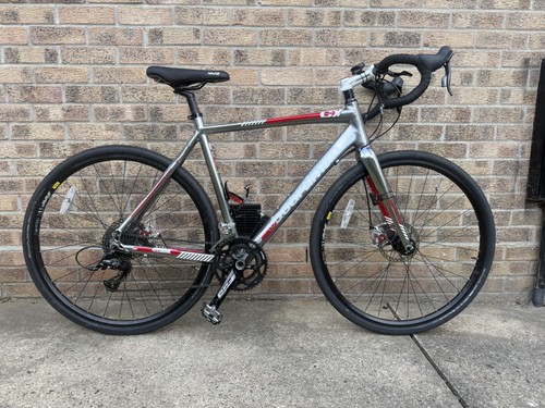 Boardman team gravel bike - cx,