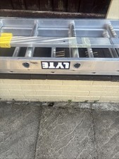 Brand New 3 Tear Construction