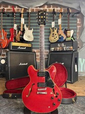 Gibson ES-335 Pro Cherry Red 1980 Vintage Semi-Hollow Electric Guitar