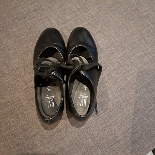 Black tap shoes united - tap,