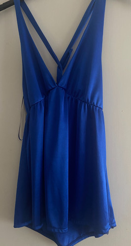 Lovely blue oasis top size - lovely,