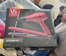 V5 Vidal Sassoon Hair Dryer And Straightners