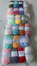 22 x balls of Acrylic wool in