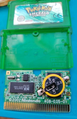 Pokémon emerald version - emerald,