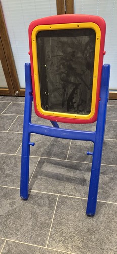 Kids plastic easel - kids,