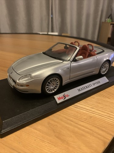 Maserati spyder boxed by - 1/18,