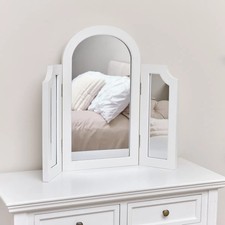 White Arched Triple Dressing