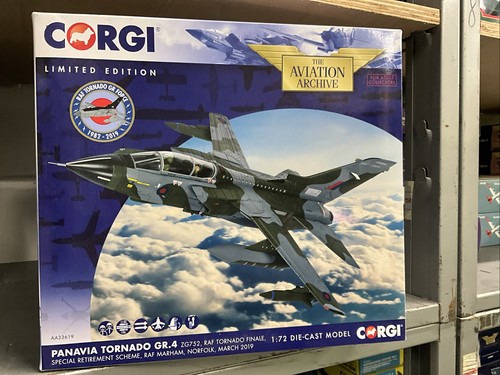 Corgi aa33619 panavia - aa33619, tornado