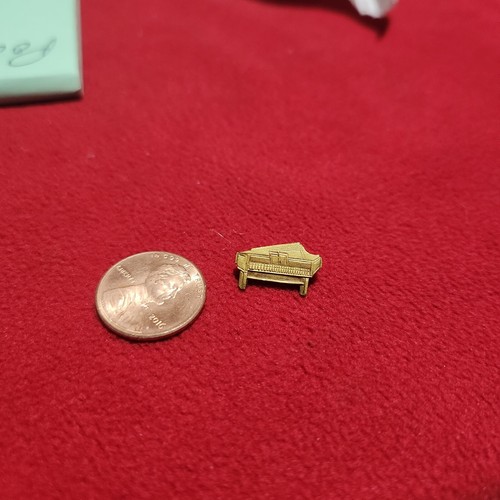 Piano pin lapel tiny gold - lapel,