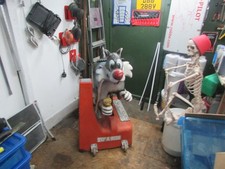  Sylvester and Tweety pie coin operated kiddie ride