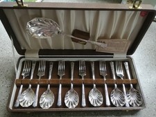Beautiful Dessert Forks & Spoons Vintage Set Silver Plate Yeoman England. VGC