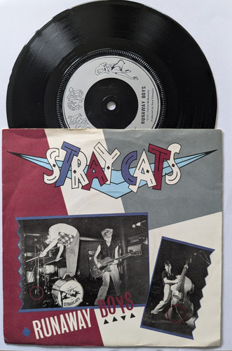 Stray cats runaway - –,