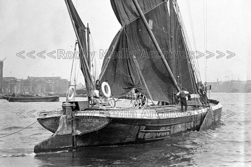 Jjl thames sailing barge - jjl-71,