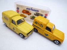 VINTAGE MAJORETTE 230 RENAULT 4 VAN PAIR / ONE ORIGINAL BOX 1970s FRANCE
