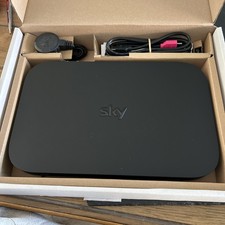 Sky Q (ES130 1TB TV Box) with