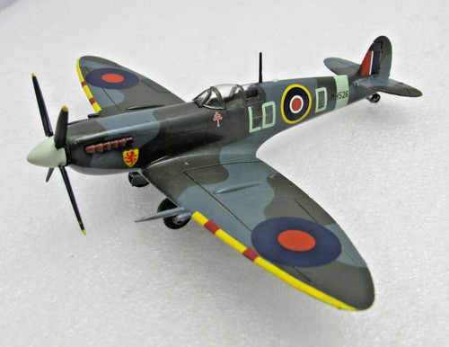 Spitfire ixc p - spitfire, clostermann
