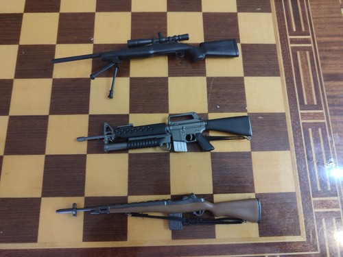 Action figure rifles lot - action,