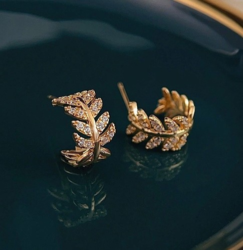 14ct gold plated leaf - gold,