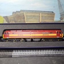 Rare ViTrains Class 47 EWS