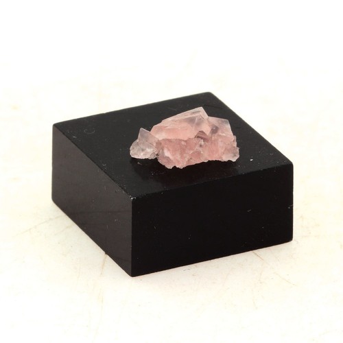 Minerals and gemstones pink - minerals,