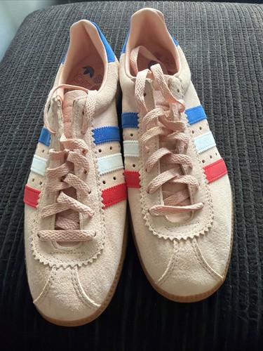 Adidas padiham pink size 10 - padiham, in