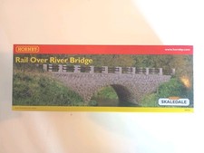Hornby Skaledale Rail Over