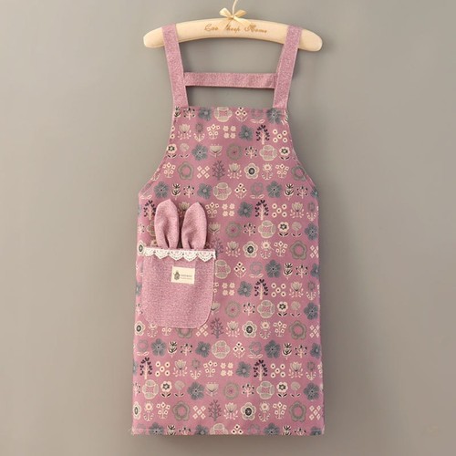 With pocket cooking apron - with,