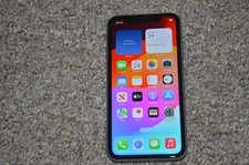 Apple iPhone 11 - 128GB -