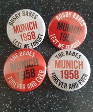 Set of 4 BUSBY BABES MUNICH 1958  25mm BUTTON BADGE