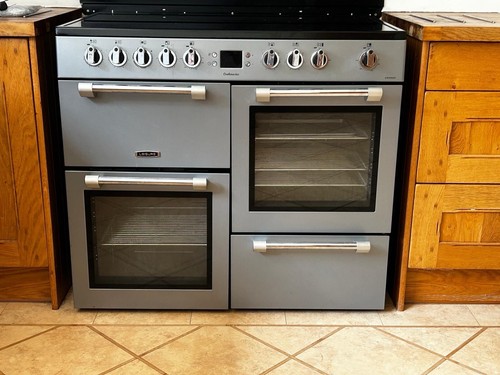 Leisure free standing range - free,