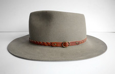 Vintage Akubra felt hat - Made