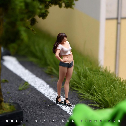 Scale female figure resin - 1:64,