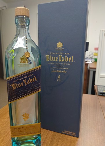 Johnnie walker blue - johnnie,