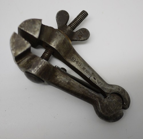 Vintage jenbro hand - 'jenbro',