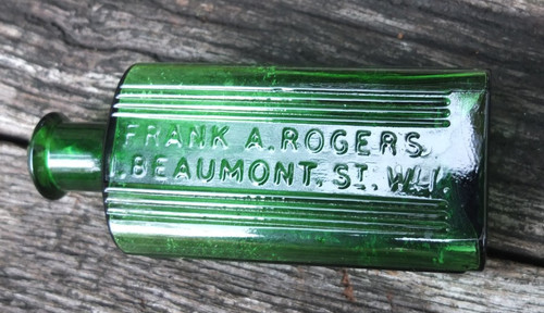 Green ribbed glass poison - ribbed,