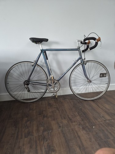 Raleigh competition road bike - raleigh,