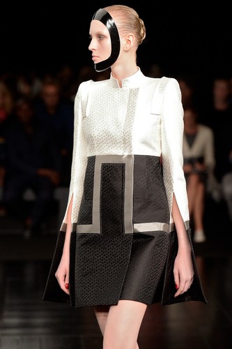 10k alexander mcqueen ss15 - alexander,