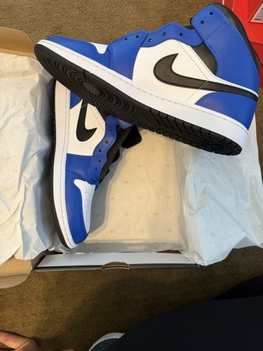 Nike air jordan mid - air, game