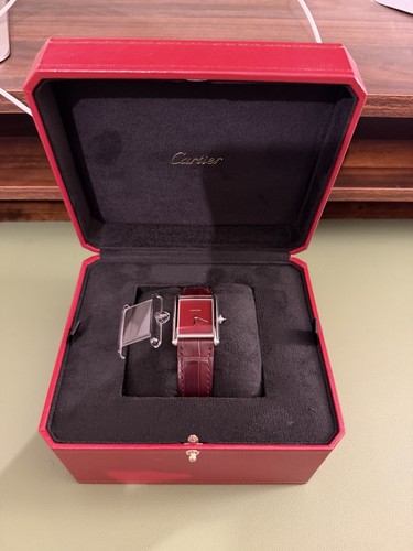 Cartier tank must watch - cartier,
