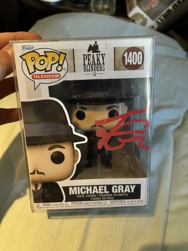 Finn cole signed - signed, gray