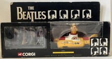 Corgi The Beatles Yellow Submarine C/w 4 Metal Painted Band Figures 05403 