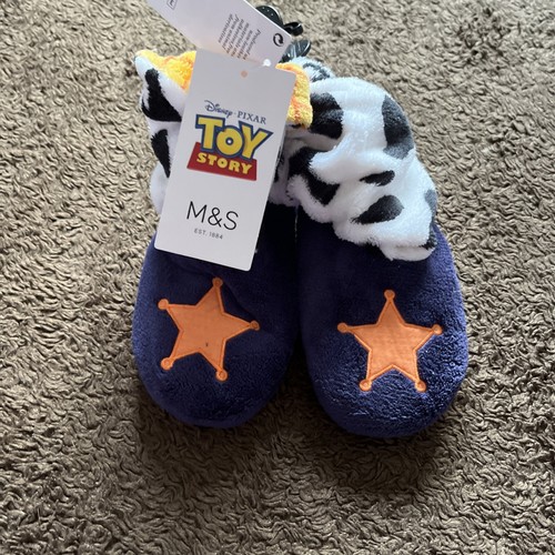 Bnwt disney toy - disney, story