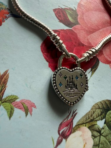 Disney parks pandora - parks, heart